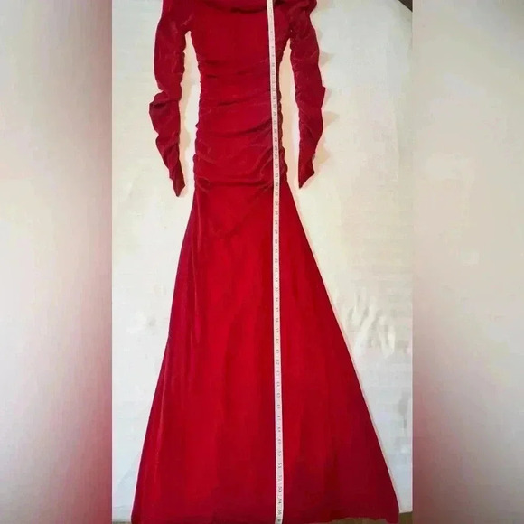 B Darlin Elegant Sparkly Red Evening Sparkle Dress - Picture 8 of 8